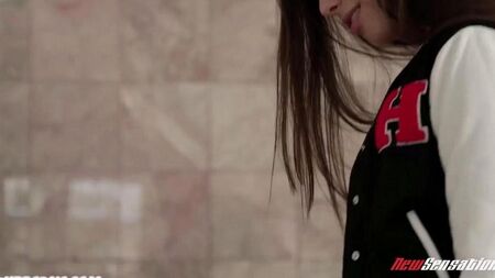 Sesso anale con Young