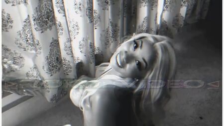 Cardi B - WAP (video musicale porno)