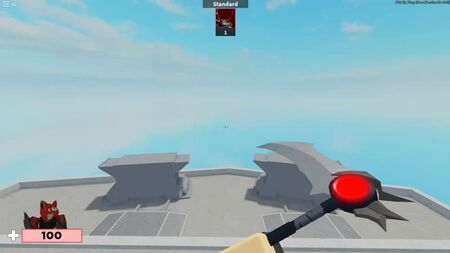 Panda rosso che esegue l'emote "Thriller" su Roblox Arsenal (720 x 1280).mp4