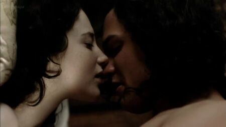 Andrea Riseborough nuda - The Devil's Whore stg. 1 ep. 1-2 (2008) HD 720p Guarda online