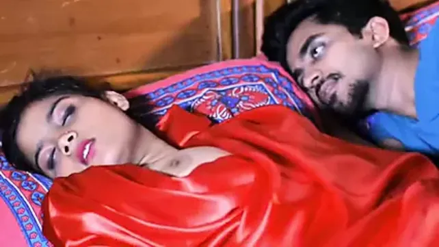 Jinsiy ona va 12 yoshli ogli