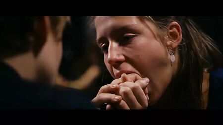 IL BLU È IL COLORE PIÙ CALDO, LE SCENE DI SESSO DI ADELE EXARCHOPOULOS