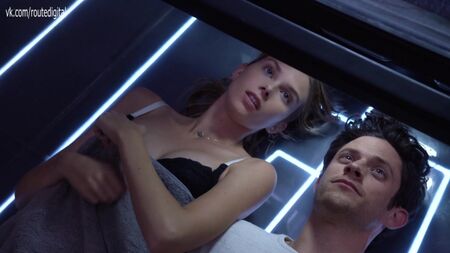 Emma Ishta - Stitchers (2017) Stagione 3 Episodio 7 HD 1080p Nuda sul web? Che sexy! Guarda online