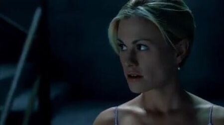 Natasha Alam - True Blood Stagione 3 Episodio 1 (scena di nudo)