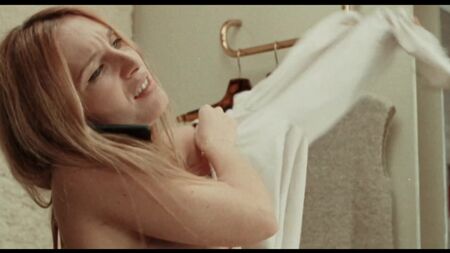Annabelle Dexter-Jones nuda - Cecile al telefono (2017) HD 1080p Guarda online / Аннабелль Декстер-Джонс