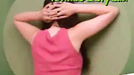 la figlia sculacciata fino alle lacrime