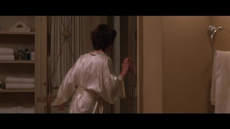 Robin Tunney e altri nudi - End of Days (1999) HD 1080p