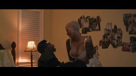 Amber Rose Sexy - Sister Code (2015) Guarda online