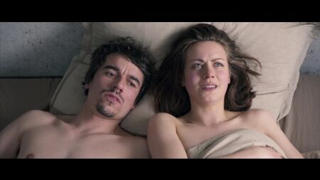Alice Dwyer Nude - Tre camere/Cucina/Bagno (2012) HD 720p / Алиса Двиер - 3 Комнаты/Кухня/Ванная