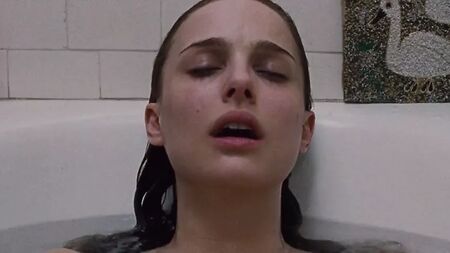 Natalie Portman, Mila Kunis - Il cigno nero (2010)