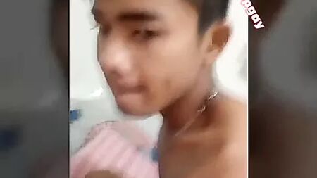 Porno locale - Agay, Ahmad Mudzakir