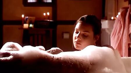 Katherine Heigl nuda: lo scandalo su ScandalPlanet.Com