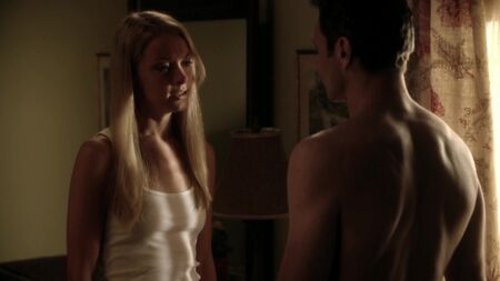 Rachel Skarsten nuda - Transporter The Series, stagione 1, episodio 3 (2012) HD 1080p