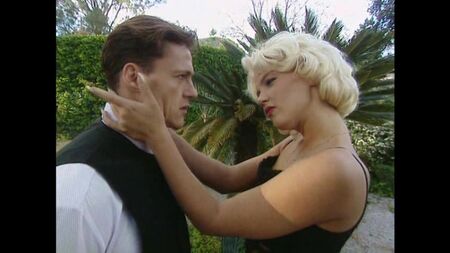 Scena 1 Dru Berrymore