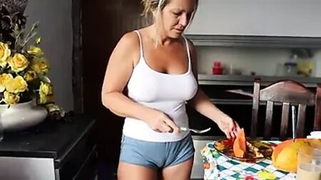 Moglie matura e sexy 2