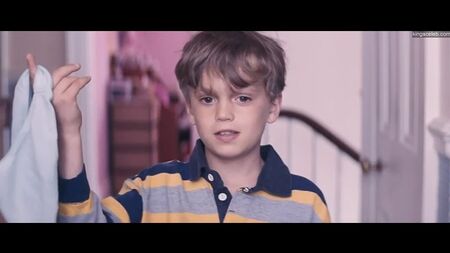 Hayley-Marie Coppin (studentessa svedese) - Cashback