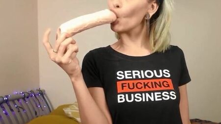Le prime 3 di una lunga serie di video della modella web Audri2