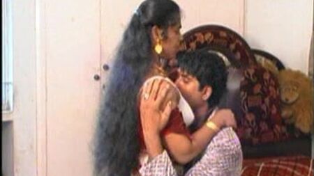 espressioni fantastiche di una zia malayalam erotica