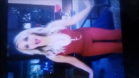 Il seno di Tara Strong che ondeggia - JOI con conto alla rovescia - Omaggio con eiaculazione SoP