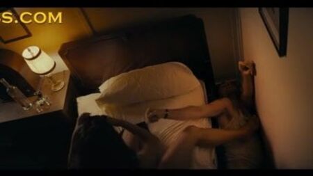 Madeline Zima e Veronica Falcon in scene di sesso bollenti