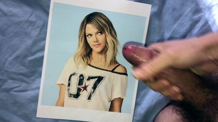 Omaggio a Kaitlin Olson