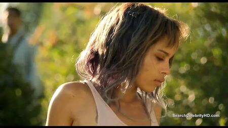 Zoe Kravitz nuda - The Road Within