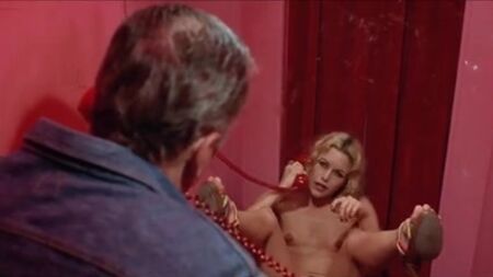 Season Hubley nuda Linda Morell nuda