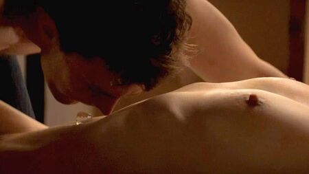Dakota Johnson nuda: la scena di sesso con Ice Cube su ScandalPlanetCom