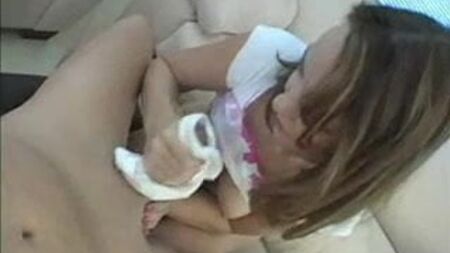 Masturbazione con le sue mutandine