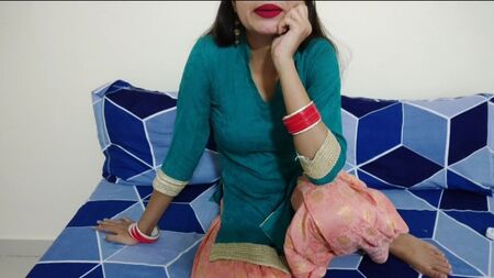 Il cognato indiano si diverte in camera da letto con una sensuale bhabhi indiana dal fisico mozzafiato – saarabhabhi6 – audio in hindi nitido