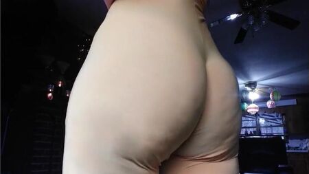 LongToeSally - Booty Flex Joi n. 3