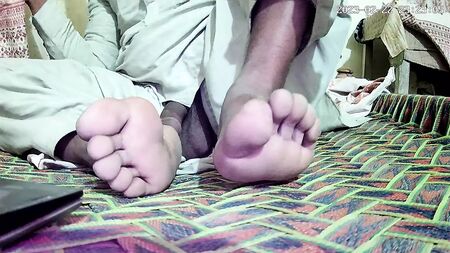 Ragazza e ragazzo pakistani fanno sesso in camera da letto 3977