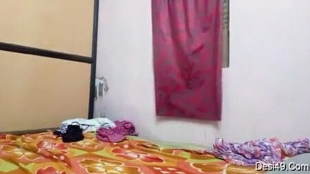 Coppie di anziani tamil che fanno sesso