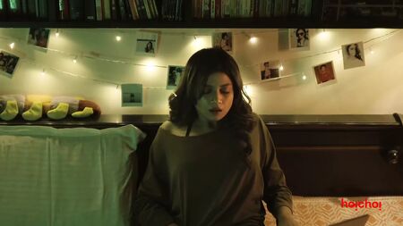 Sauraseni Maitra - Sati sintetica (2019)