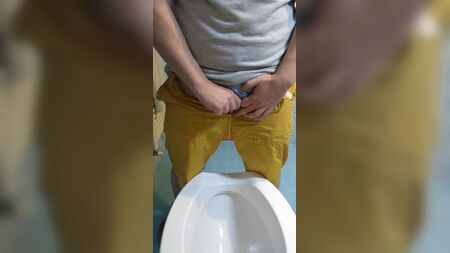 Metoidioplastica FTM: minzione in piedi