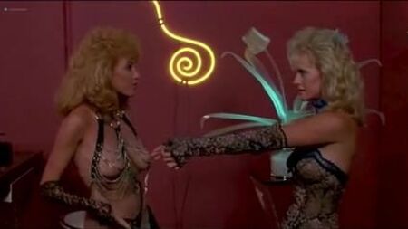 Shari Shattuck e Lisa London nude