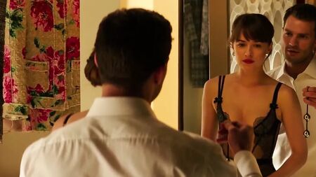 Dakota Johnson - Cinquanta sfumature di nero 2017