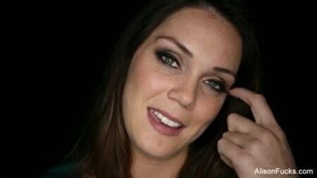 Alison Tyler nuda