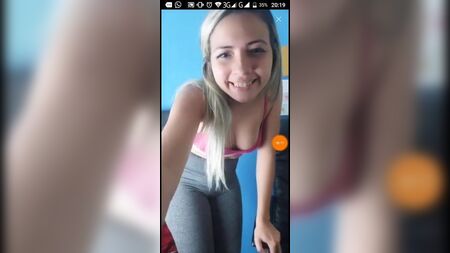 biondina sexy