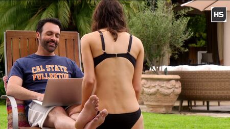 Alexandra Daddario – Scene sexy e provocanti in 4K