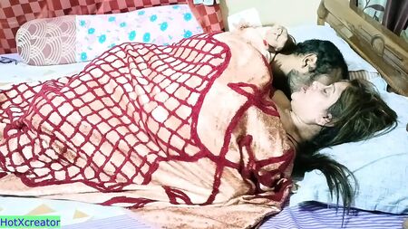 Sesso hardcore bollente con una bhabhi bengalese a casa! Con audio in bengalese ben comprensibile