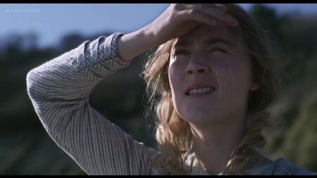 Kate Winslet e Saoirse Ronan, Ammonite, scene di sesso lesbico