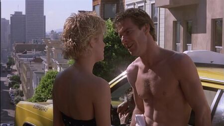 Dennis Quaid nudo nel film *Innerspace*
