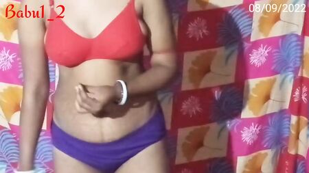 Rupa è andata da Chaddi e Bra indossando un sari