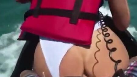 Sesso in moto d'acqua ad Aruba