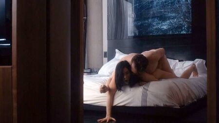 Sarah Silverman fa sesso anale nuda su ScandalPlanetCom