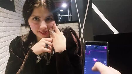 Mutandine vibranti al ristorante