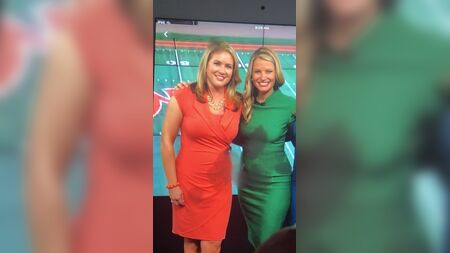 WOODTV: Emily Linnert e Teresa Weakley si prendono una sborrata