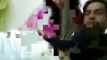 Il famoso pompino della zia pakistana di Karachi