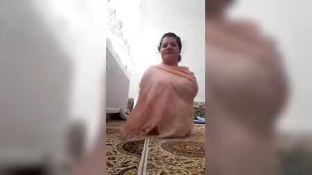 Donna nuda senza arti